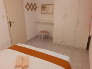 Apartment Gradac 11332a