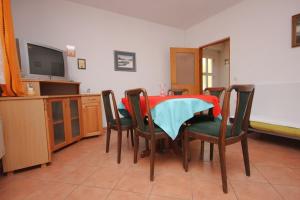 Holiday house with a parking space Kraj, Pasman - 8258
