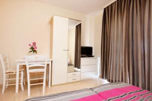 Apartments with parking space Orebic - Peljesac - 10423