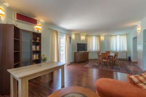 Holiday house with a swimming pool Radmani, Porec - 16440