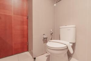 Urbanview Hotel Newton Riau Bandung by RedDoorz