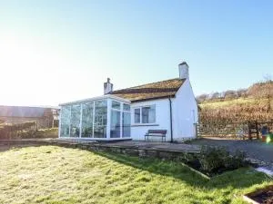 Ty Twmp Tump Cottage - Llangynidr
