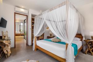 Villa Crystal Lagoon by BaliSuperHost