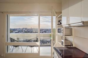 Appartements BALCON DU CANAL - Studio lumineux avec balcon au bord de la Vilaine et de lhyper centre-ville : photos des chambres