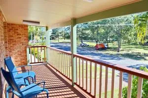 Parkview Lodge - Bring your own linen. - Arakoon