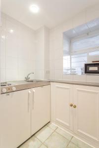 Amber Residence Hotel-Suites