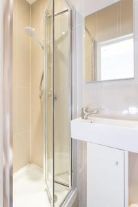 Amber Residence Hotel-Suites