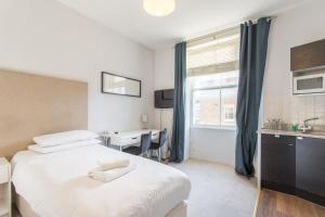 Amber Residence Hotel-Suites