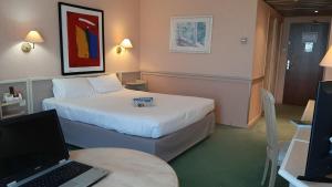 Hotels Logis Lyon Est Porte de l'Ain : Chambre Double - Non remboursable