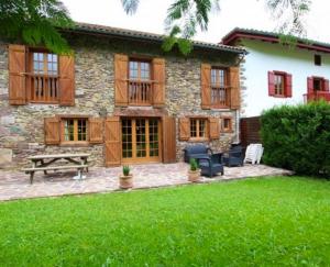 Maisons de vacances Maison de 3 chambres avec jardin clos et wifi a Saint Etienne de Baigorry : photos des chambres