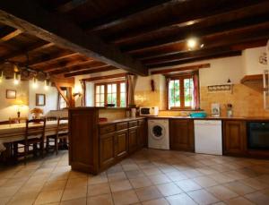 Maisons de vacances Maison de 3 chambres avec spa jardin clos et wifi a Saint Etienne de Baigorry : photos des chambres