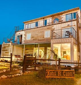 Container Cubo Hotel