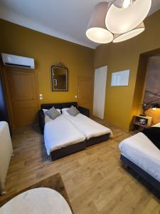 Hotels Hotel Du Cygne Tours : photos des chambres