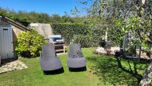 Maisons de vacances Gite galets et bois flottes proche mer gold beach meuble de tourisme 4 etoiles : photos des chambres