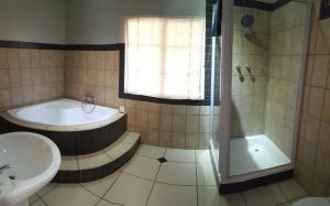 Bellevue Manor Guest House