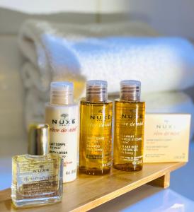 Hotels Hotel Les Vieilles Tours Rocamadour : Suite Deluxe