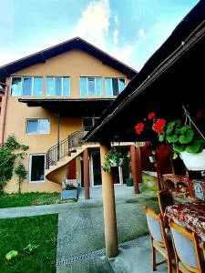 Casa Ostrov - Căciulata