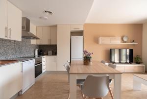 Nuevo apartamento en playa con aire acondicionado MASBO 3