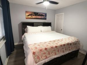 Flamingo Cove at Sunrise