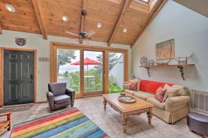 All-Season Base! Unit with Balcony in Beech Mountain