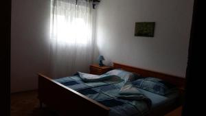 Apartments with a parking space Razanac, Zadar - 11429