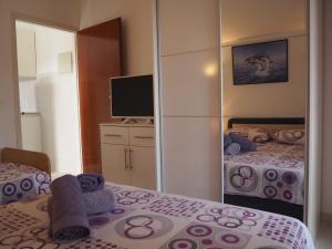 Apartments by the sea Sevid, Trogir - 11505