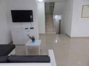 Apartments by the sea Savar, Dugi otok - 11540