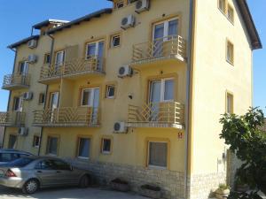 Apartments with a parking space Vodice - 11544