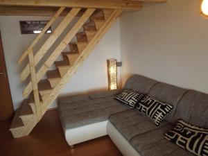 Apartments with a parking space Barbat, Rab - 11532