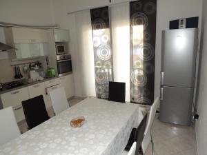 Apartments with a parking space Barbat, Rab - 11532