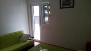 Apartments by the sea Drvenik Donja vala, Makarska - 11553