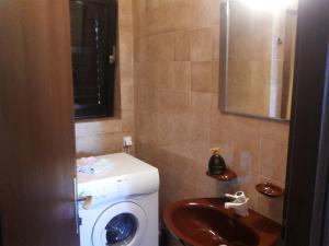 Apartments with a parking space Novi Vinodolski - 11479