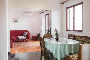 Apartments by the sea Podaca, Makarska - 11588