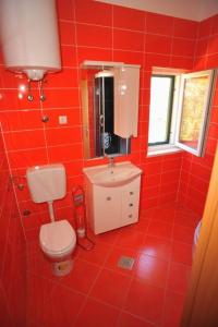 Holiday house with a swimming pool Sutivan, Brac - 11496