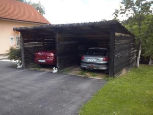 Holiday house with a parking space Smoljanac, Plitvice - 13741