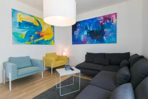 Seaside family friendly house with a swimming pool Razanj, Rogoznica - 13738