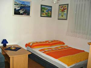 Apartments with a parking space Vodice - 13769