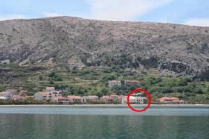 Apartments by the sea Pag - 13821 