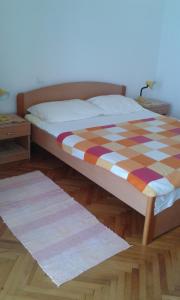 Apartments by the sea Zivogosce - Porat, Makarska - 13853