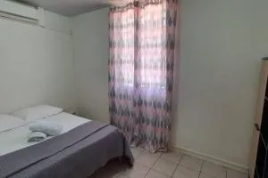 Mana - Rue de l église - 马罗尼河畔圣洛朗