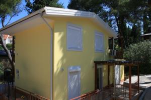 Apartments by the sea Vrboska (Hvar) - 13932 - 3hvězdičkové hotely ve městě Vrboska