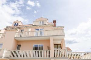 Apartments with a parking space Cavtat, Dubrovnik - 13941