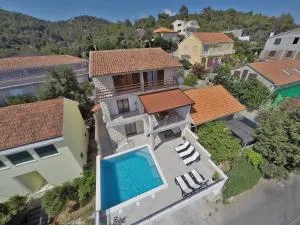 Family friendly house with a swimming pool Brna, Korcula - 13943 - Smokvica