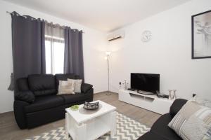 Family friendly house with a swimming pool Brna, Korcula - 13943