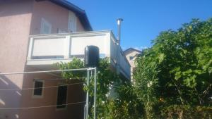 Apartments by the sea Zukve, Zadar - 13963 - 2hvězdičkové hotely ve městě Vrsi