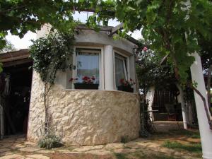 Apartments with a parking space Vodice - 13997