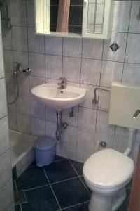 Apartments with parking space Pakostane, Biograd - 14054