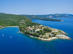 4 star hotell Marina Camping Resort by Valamar Rabac Horvaatia