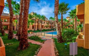 Awesome Apartment In Los Alcázares