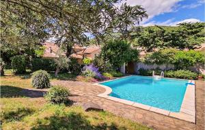 Nice Home In Berlou With Wifi, Private Swimming Pool And 3 Bedrooms